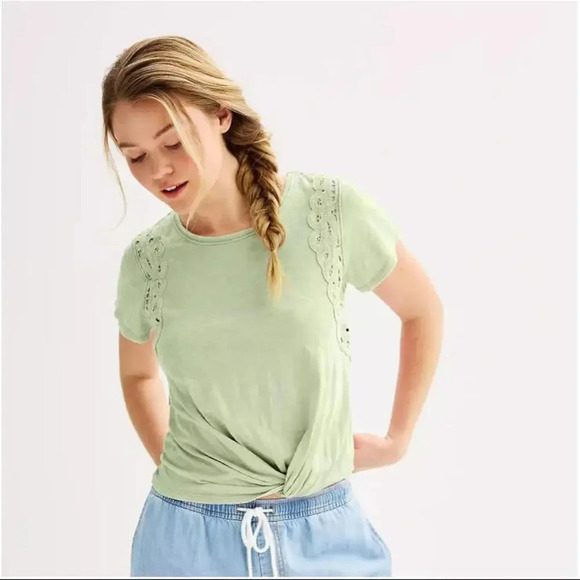 NWT Juniors' Rewind Short Sleeve Twist Front Tee Lilac Orchid Plus Size 2X - Picture 2 of 11